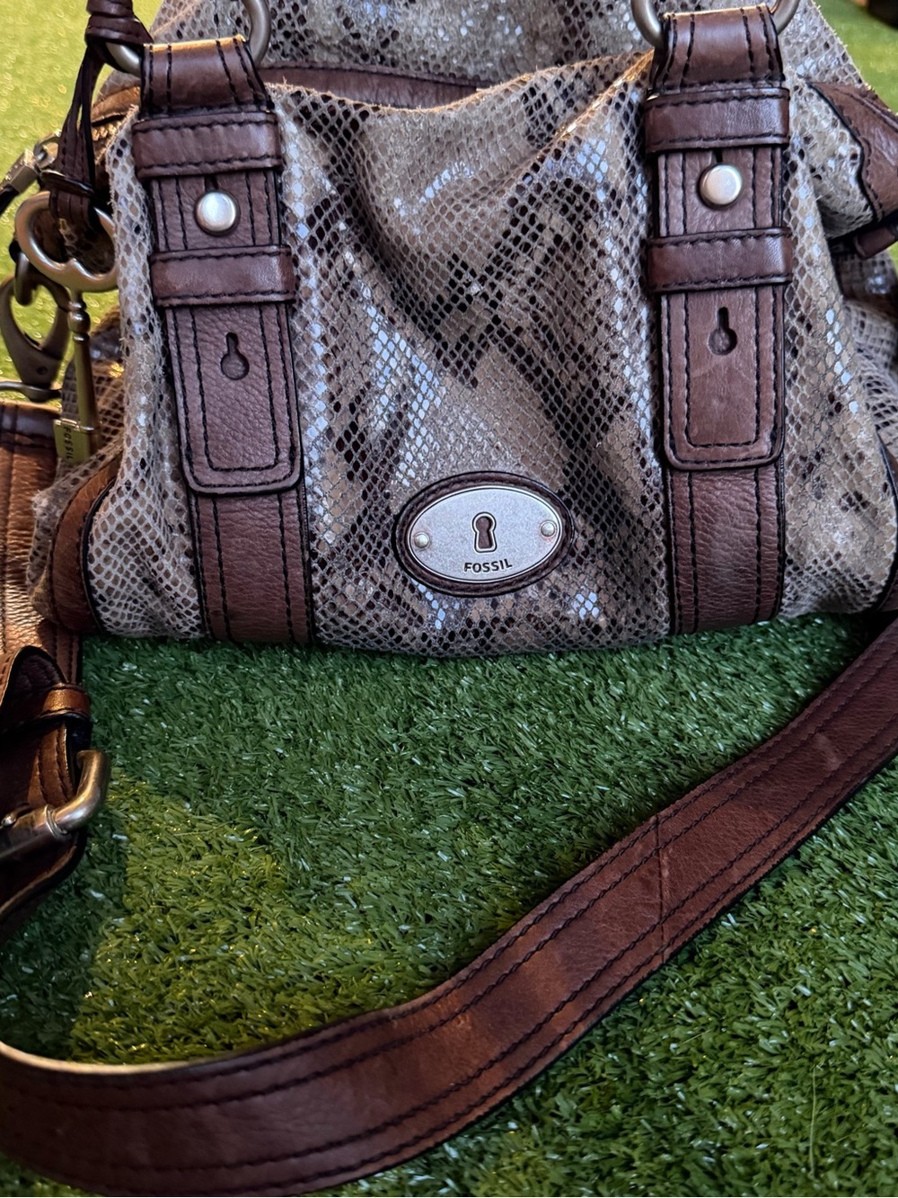 Vintage Fossil Taupe and Chocolate Brown Snakeskin-Pattern Crossbody Bag